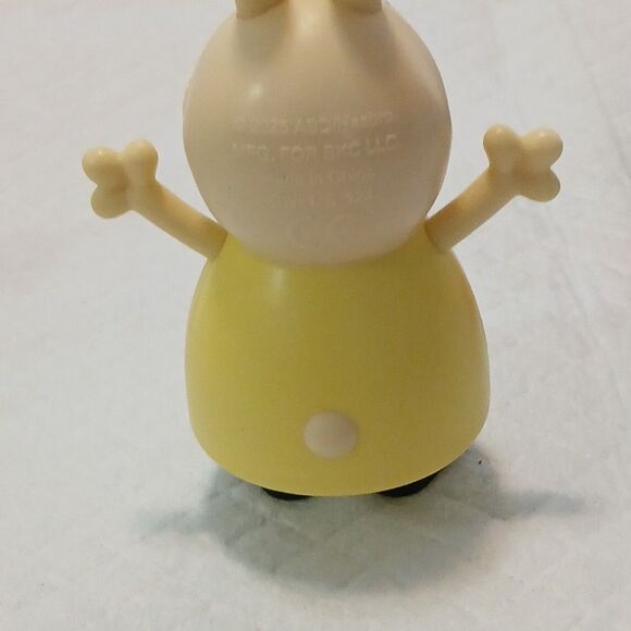 LOT OF 7 PEPPA PIG FAMILY & FRIENDS TOY FIGURES CHARACTERS COLLECTION - Picture 16 of 16